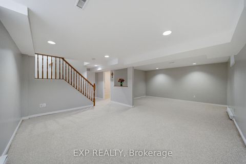 Photo 26 at 180 Equestrian Drive, Bridlewood, Kanata