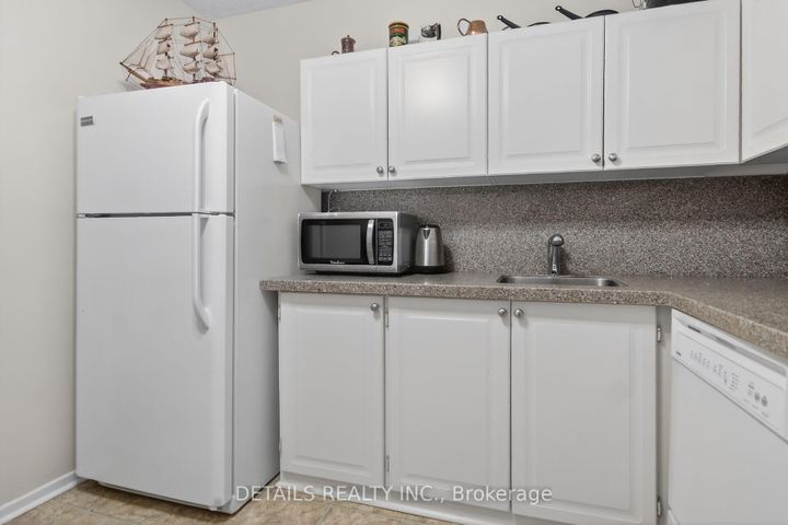 Photo 5 at 2201 - 900 Dynes Road, Nepean (Carleton Square), Ottawa