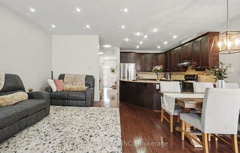 Photo 5 at 112 Whispering Winds Street, Mer Bleue/Bradley Estates/Anderson Park, Orleans