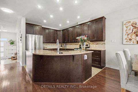 Photo 11 at 112 Whispering Winds Street, Mer Bleue/Bradley Estates/Anderson Park, Orleans