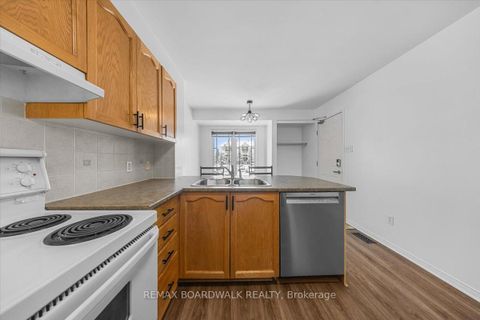 Photo 11 at 364 Crownridge Drive, Emerald Meadows/Trailwest, Kanata