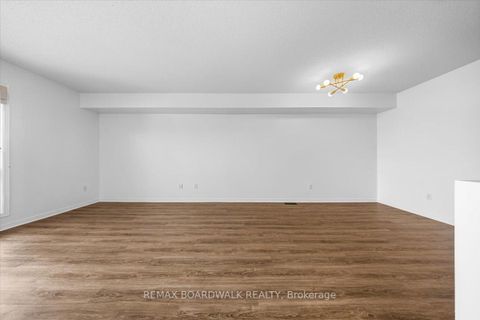 Photo 19 at 364 Crownridge Drive, Emerald Meadows/Trailwest, Kanata