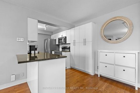 Photo 7 at 707 - 429 Somerset Street W, Ottawa Centre