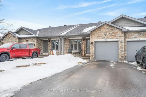 Photo 1 at 923 Leishman Drive, Mississippi Mills (Ramsay) Twp, Mississippi Mills