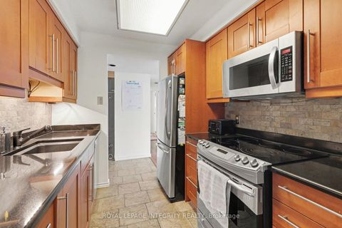 Photo 7 at PH2104 - 470 Laurier Avenue W, Ottawa Centre