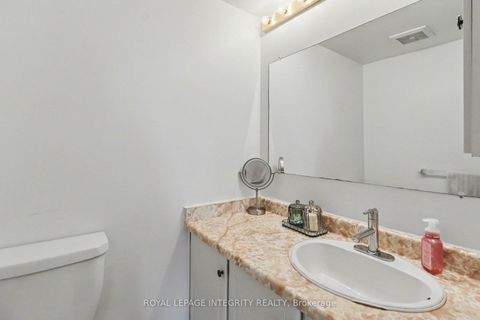 Photo 15 at PH2104 - 470 Laurier Avenue W, Ottawa Centre