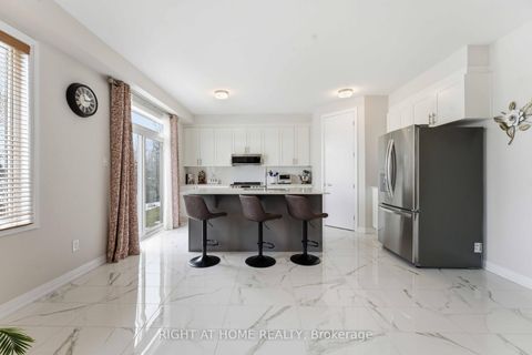 Photo 10 at 643 Terrier Circle, Goulbourn Twp From Franktown Rd/South To Rideau, Stittsville