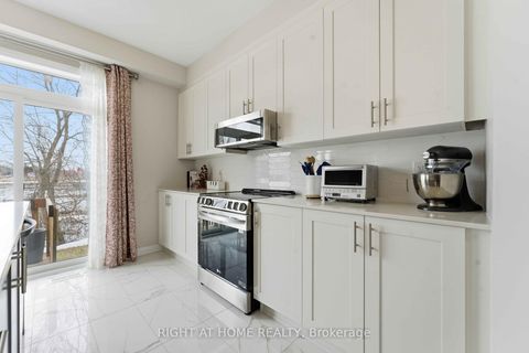 Photo 12 at 643 Terrier Circle, Goulbourn Twp From Franktown Rd/South To Rideau, Stittsville