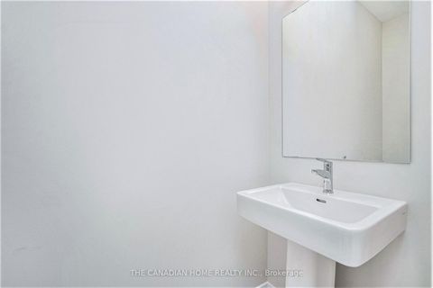 Photo 7 at 73 Hackamore Crescent, Goulbourn Twp From Franktown Rd/South To Rideau, Stittsville