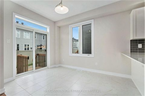 Photo 12 at 73 Hackamore Crescent, Goulbourn Twp From Franktown Rd/South To Rideau, Stittsville