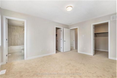 Photo 14 at 73 Hackamore Crescent, Goulbourn Twp From Franktown Rd/South To Rideau, Stittsville