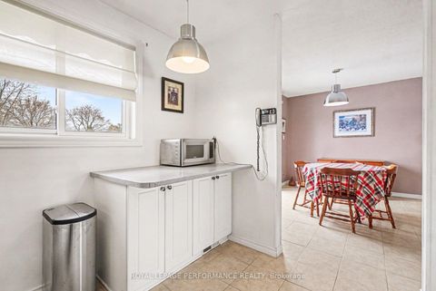 Photo 13 at 299 Mockingbird Drive, Chatelaine Village, Orleans