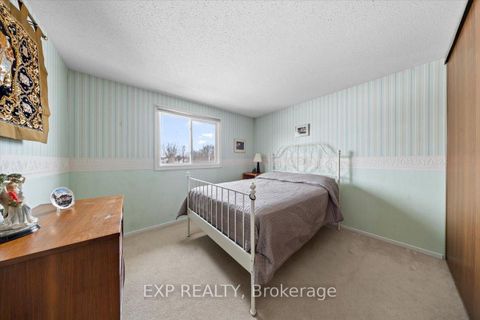 Photo 21 at 915 Lawnsberry Drive, Chatelaine Village, Orleans