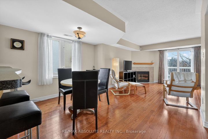 Photo 6 at 117 Tall Pines Private, Nepean (Leslie Park), Ottawa