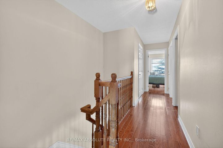 Photo 28 at 117 Tall Pines Private, Nepean (Leslie Park), Ottawa