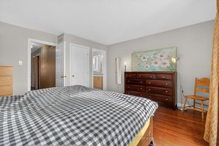 Photo 37 at 117 Tall Pines Private, Nepean (Leslie Park), Ottawa