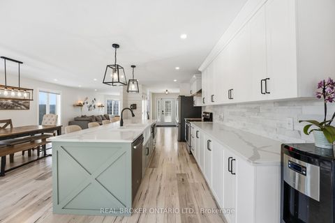 Photo 9 at 1391 Sutherland Drive, Manotick South to Roger Stevens, Manotick