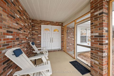 Photo 4 at 118 Juanita Avenue, CARP, Carp