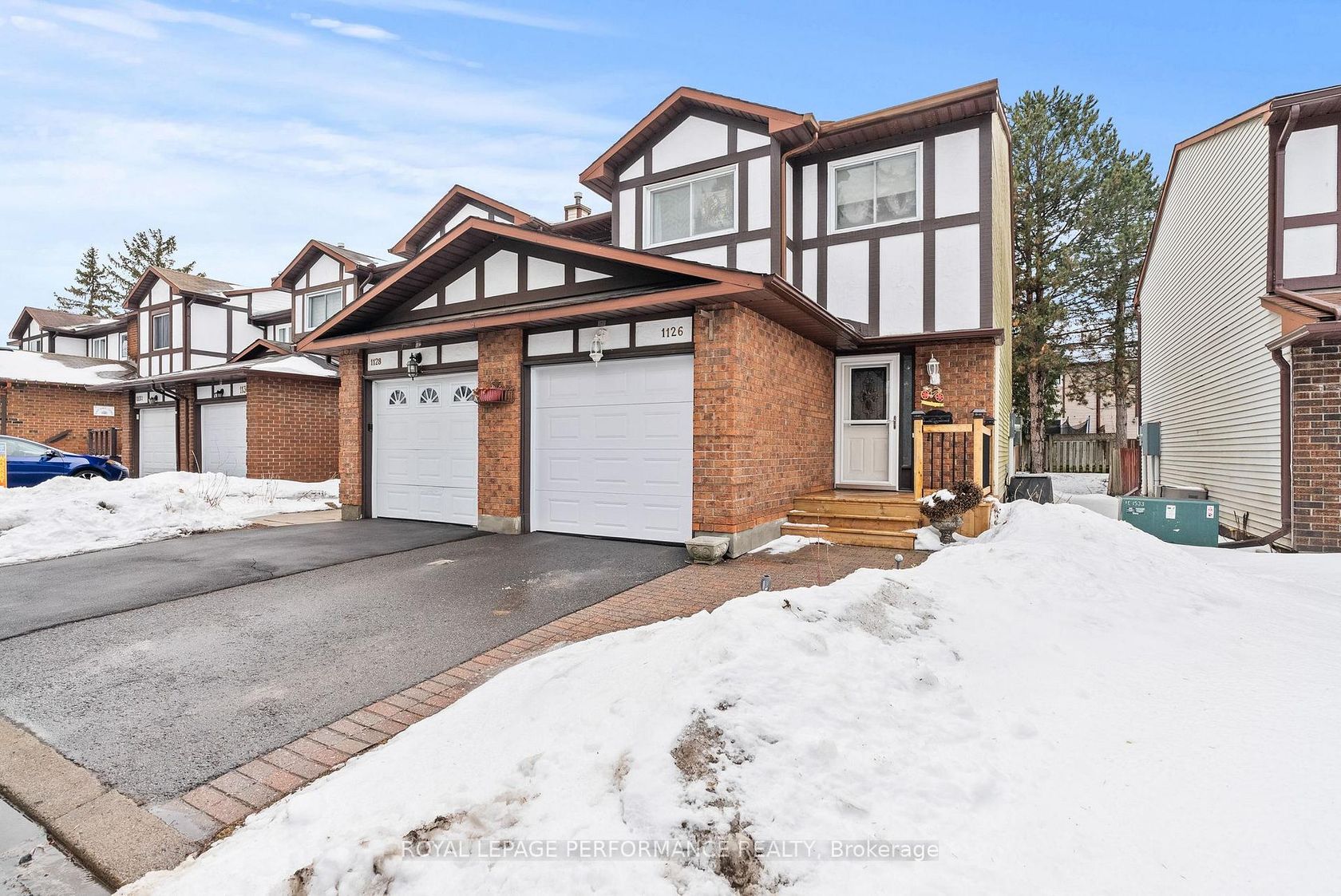 1126 Millwood Court, Convent Glen North, Orleans 2