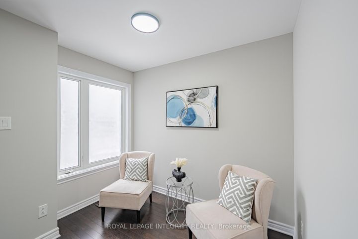 Photo 5 at 106 WILD SENNA Way, Nepean (Longfields), Ottawa