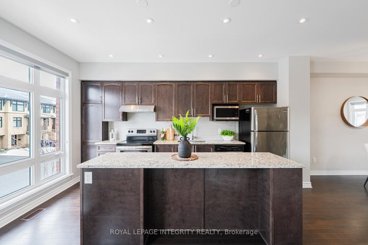 Photo 10 at 106 WILD SENNA Way, Nepean (Longfields), Ottawa