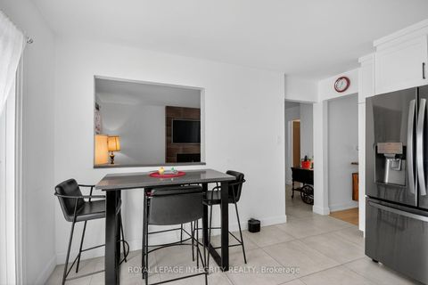 Photo 13 at 2092 Legrand Crescent, Queenswood Heights South, Orleans