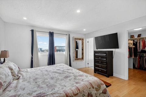 Photo 24 at 2092 Legrand Crescent, Queenswood Heights South, Orleans