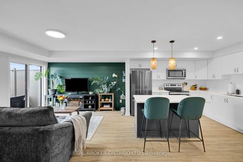 Photo 2 at 405 Pilot Private, Emerald Meadows/Trailwest, Kanata