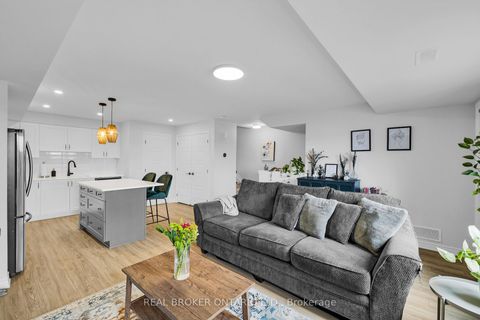 Photo 3 at 405 Pilot Private, Emerald Meadows/Trailwest, Kanata