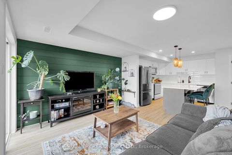 Photo 6 at 405 Pilot Private, Emerald Meadows/Trailwest, Kanata