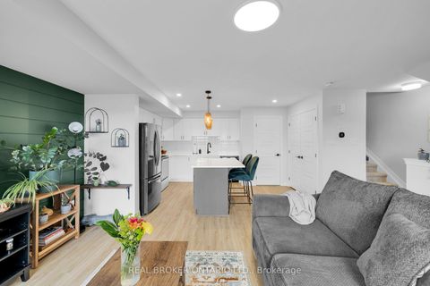 Photo 7 at 405 Pilot Private, Emerald Meadows/Trailwest, Kanata