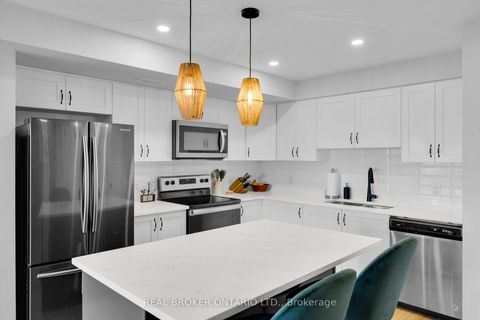 Photo 9 at 405 Pilot Private, Emerald Meadows/Trailwest, Kanata