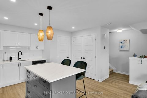 Photo 11 at 405 Pilot Private, Emerald Meadows/Trailwest, Kanata