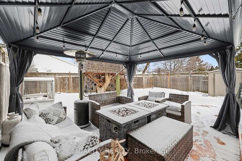 Photo 29 at 28 Glamorgan Drive, Glencairn/Hazeldean, Kanata