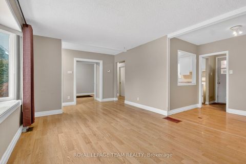 Photo 5 at 15 Savage Drive, Stittsville (Central), Stittsville