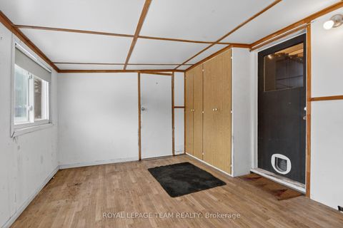 Photo 20 at 15 Savage Drive, Stittsville (Central), Stittsville