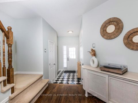 Photo 3 at 167 Romina Street, Emerald Meadows/Trailwest, Kanata