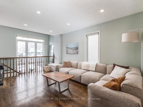 Photo 4 at 167 Romina Street, Emerald Meadows/Trailwest, Kanata