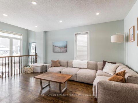 Photo 5 at 167 Romina Street, Emerald Meadows/Trailwest, Kanata