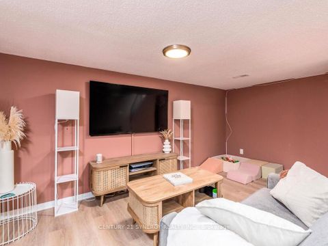 Photo 30 at 167 Romina Street, Emerald Meadows/Trailwest, Kanata