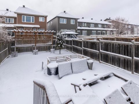 Photo 33 at 167 Romina Street, Emerald Meadows/Trailwest, Kanata