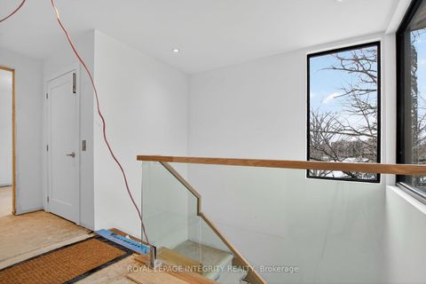 Photo 14 at 112 Queen Elizabeth Drive, Ottawa Centre/Golden Triangle, Ottawa Centre