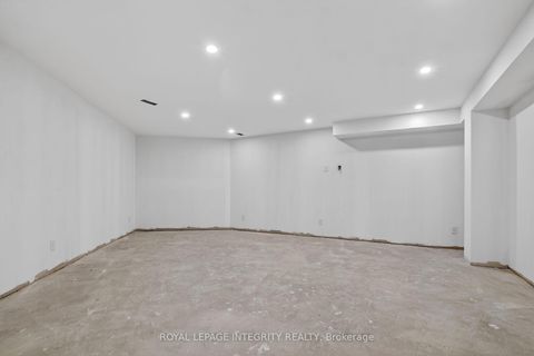 Photo 43 at 112 Queen Elizabeth Drive, Ottawa Centre/Golden Triangle, Ottawa Centre