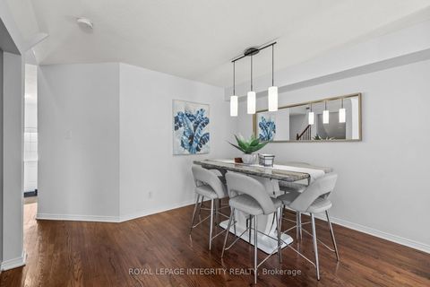 Photo 2 at 213 Opus Street, Emerald Meadows/Trailwest, Kanata