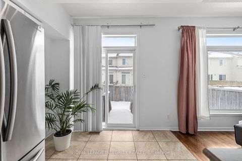 Photo 10 at 213 Opus Street, Emerald Meadows/Trailwest, Kanata