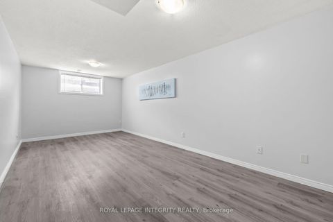 Photo 28 at 213 Opus Street, Emerald Meadows/Trailwest, Kanata