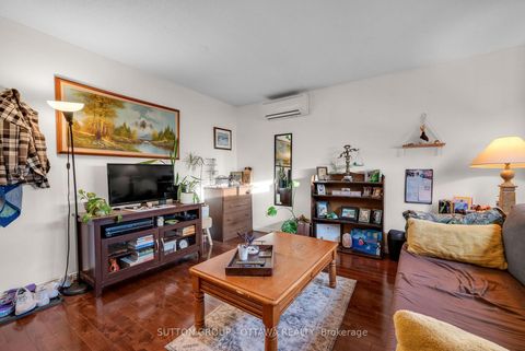 Photo 4 at 1150 St Pierre Street, Convent Glen South, Orleans