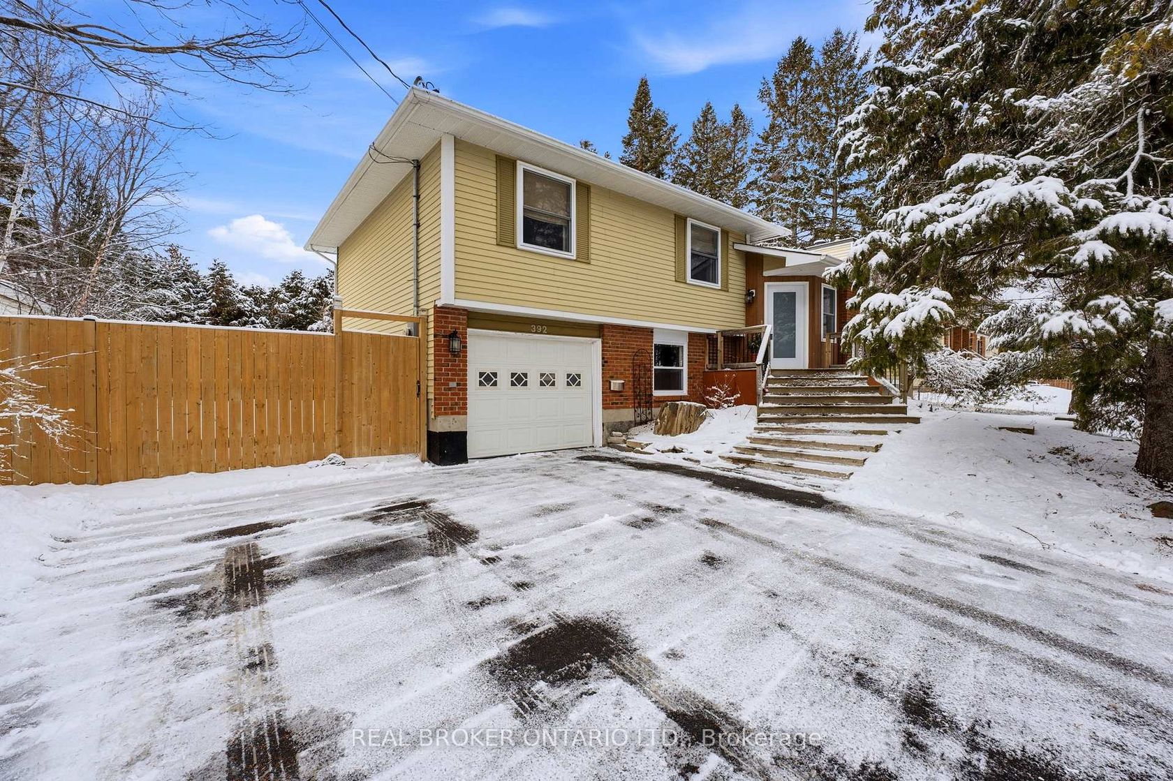 392 Country Street, Almonte, Mississippi Mills 2