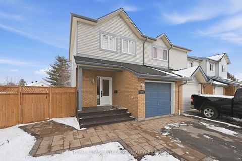 Photo 1 at 727 Hancock Crescent, Fallingbrook/Ridgemount, Orleans