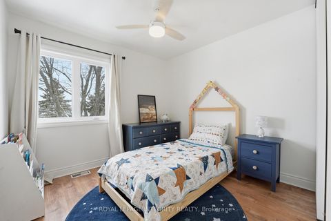 Photo 31 at 727 Hancock Crescent, Fallingbrook/Ridgemount, Orleans